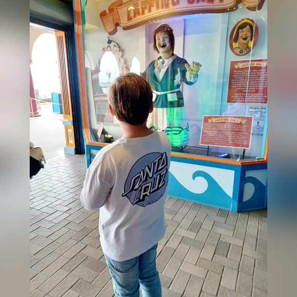 Meet the Posher - Picture 7 of 16